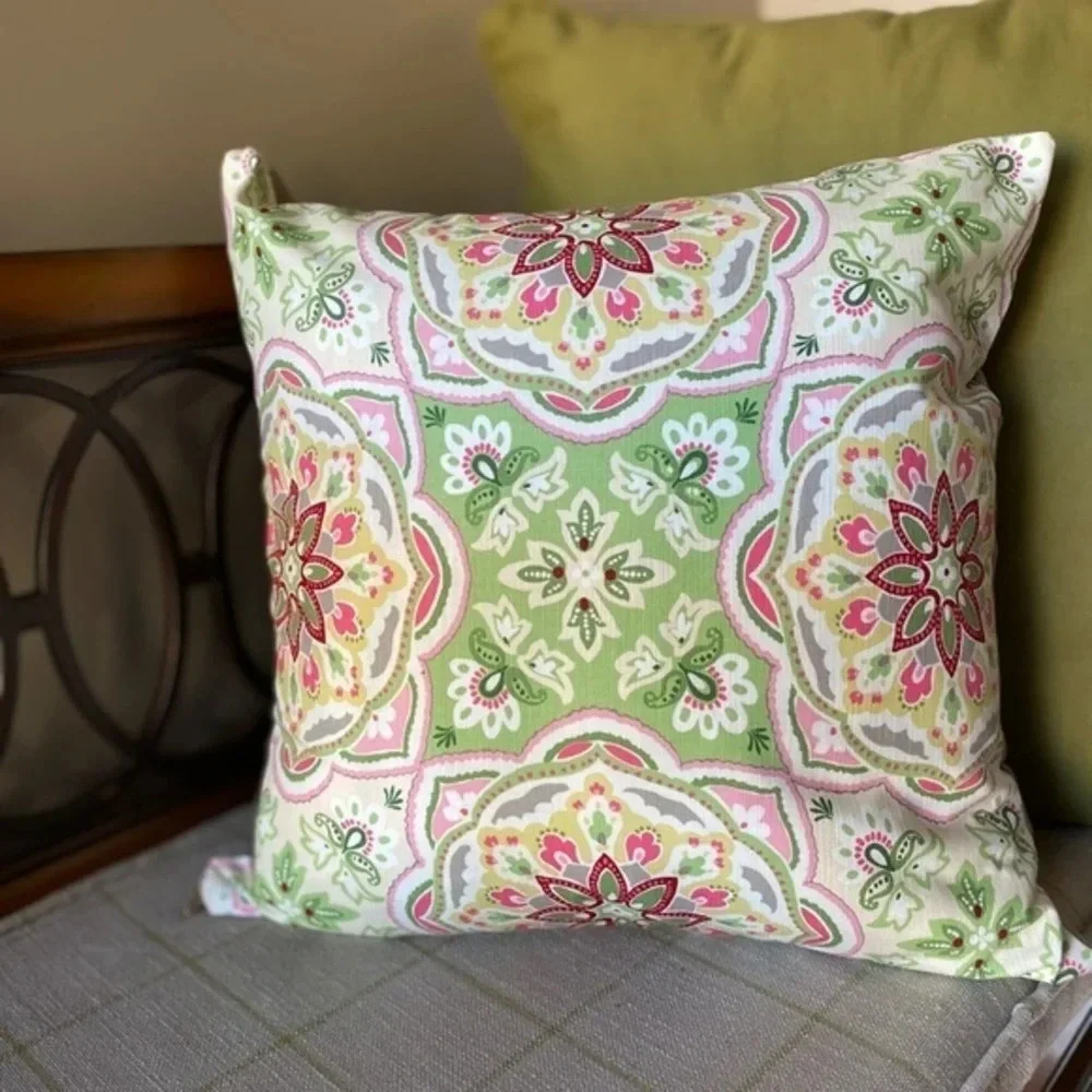 Pink and Green  accent pillow shams NWOT